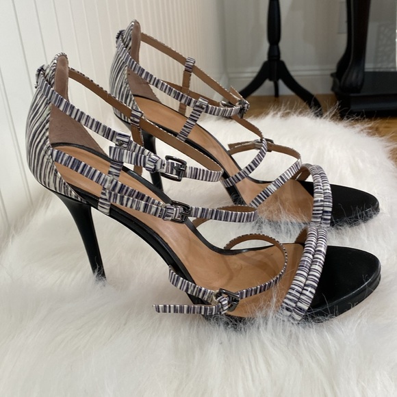 Authentic Lamb Brand by Gwen Stefani heels. - Picture 2 of 3